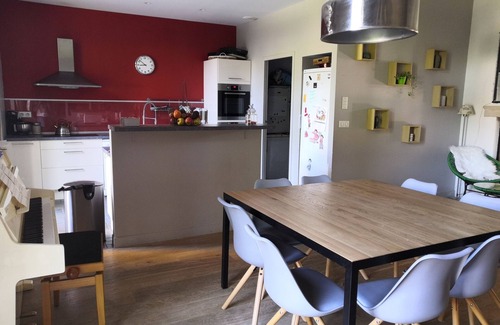 Gleize Casa | Beaujolais house with charm, pool, fireplace