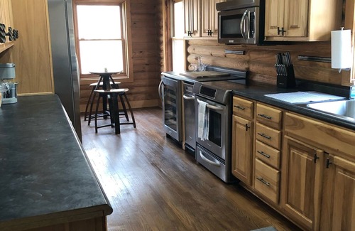 Statesville Casa | Beau’s Retreat at RedWood Farm bring your horses!