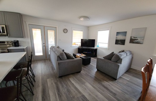 Grand-Digue Casa | Beausoleil Saltwater Sunsets RnR on Acadian Coast with WiFi, Hot Tub, Air Hockey