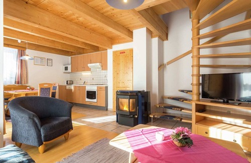 Frantschach-Sankt Gertraud Casa | Hermosa casa de vacaciones cerca de Weinebene con sauna
