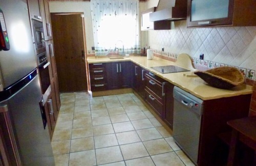 Chiclana de la Frontera Villa | Preciosa Chalet privado con piscina con jacuzzi exterior y aire acondicionado
