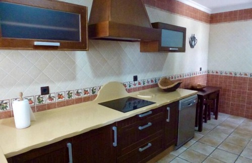 Chiclana de la Frontera Villa | Preciosa Chalet privado con piscina con jacuzzi exterior y aire acondicionado