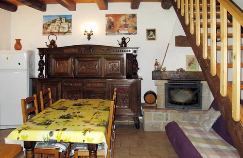 Saint-Genest-de-Bauzon Casa | Maravillosa casa de vacaciones privada para 4 personas con TV, terraza y mascotas permitida