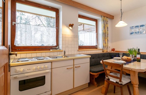 Hopfgarten im Brixental Apartamento | Beautiful apartment with garden terrace