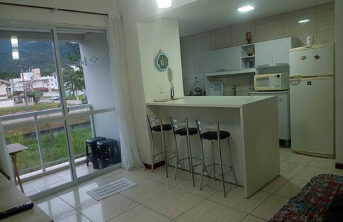 Governador Celso Ramos Apartamento | Beautiful Apartment on Palmas Beach - GCR/SC Avenue directly to the sea