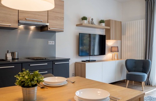 Velka Upa Apartamento | Bonito apartamento con WIFI, TV, terraza, mascotas permitida, vista panorámica y aparcamiento