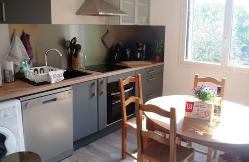 La Chapelle-sur-Erdre Casa | Beautiful house with garden, 3 bedrooms. with bathroom, 6 to 8 people, near Nantes