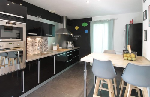 Saint-Alban-de-Montbel Casa | Vrbo Property