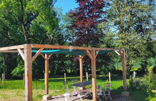 Villeneuve-sous-Pymont Cama Y Desayuno | Beautiful place in nature for familles and friendship !