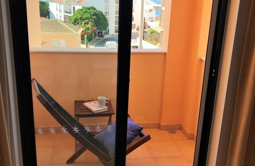 Praia da Luz Apartamento | Beautiful 1 bed Apt with heated pool/sauna/hot-tub/gym