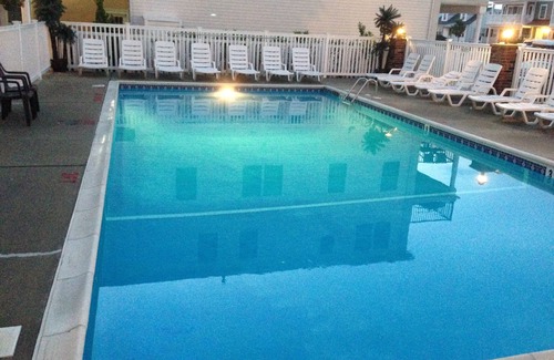 Cape May - Wildwood Condominio | Hermoso condominio de 1 habitación a pasos de la playa y el paseo marítimo.
