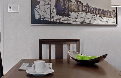 Russian Hill Condominio | Beautiful 1-bedroom condo in San Francisco at Fisherman's Wharf