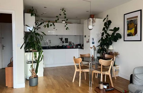 Shacklewell Apartamento | Beautiful 1 bedroom flat with a balcony in vibrant east london