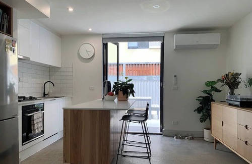Fitzroy North Apartamento | Beautiful 1-Bedroom Townhouse in Northcote