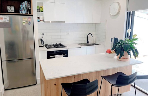 Fitzroy North Apartamento | Beautiful 1-Bedroom Townhouse in Northcote