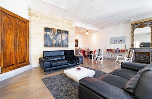 Saint-Michel Apartamento | Magnifique appartement de 3 chambres