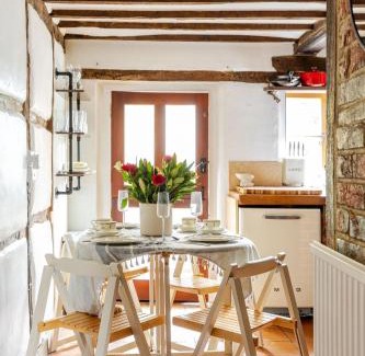 Marlow Casa | Beautiful 17th Century Cottage