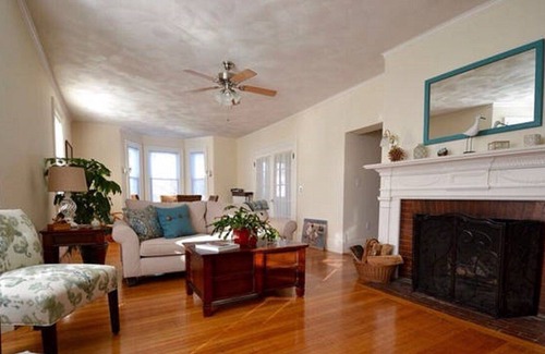 Beverly Apartamento | Beautiful 1900 Victorian 1.5 blocks to ocean!!!!