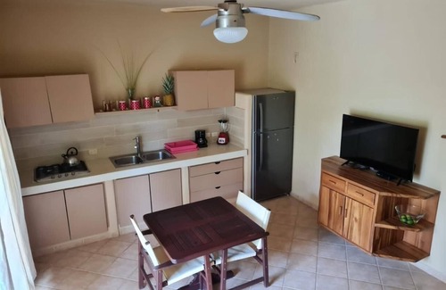 Puerto Bahia Apartamento | Beautiful 1BR in front of the beach with pool spa restaurant