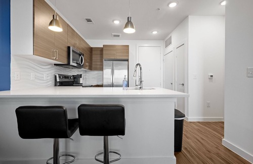 Riverside Apartamento | Beautiful 1BR in Riverside 2765