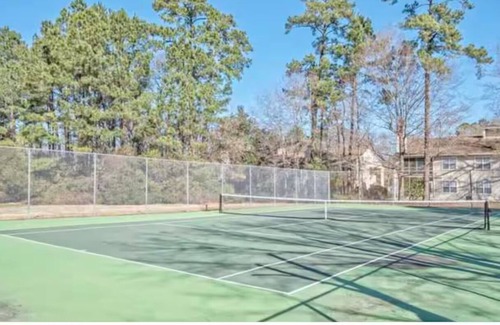 North Charleston Condominio | Beautiful 2 Bed/Near Everything!