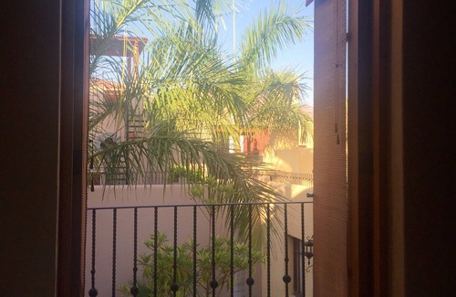 Nopolo Casa | Hermosa casa de 2 dormitorios y 2 baños a pasos de la playa y piscinas en la bahía de Loreto