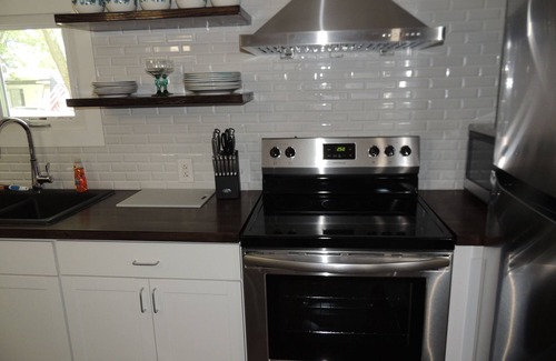 Port Clinton Casa | Beautiful 2 bed 2 bath recent renovation
