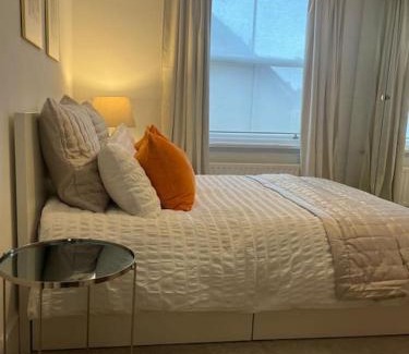 Thurlow Park Apartamento | Beautiful 2 Bed Centrally Located Flat Close to 3 Stations