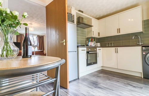 Cleethorpes Casa | Beautiful 2 Bed Semi Detached House, Cleethorpes - Holidays or Contractors