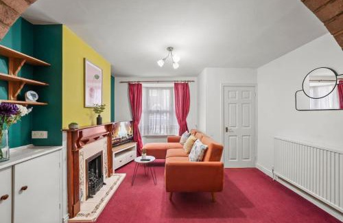Aylesbury Casa | Beautiful 2 bedroom house Free Parking, Aylesbury, Adrenham st