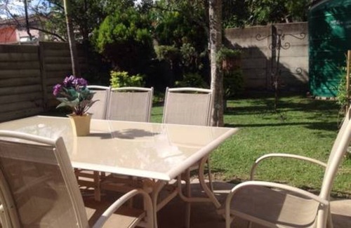 Harare Casa | Hermosa cabaña de 2 dormitorios