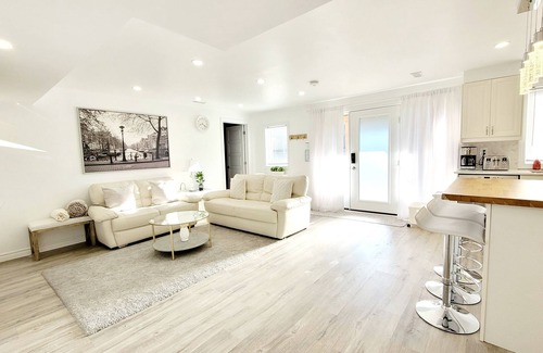 Cambridge Apartamento | Beautiful 2 Bedroom Apartment Close to Hwy 401 & Hwy 8 in Cambridge