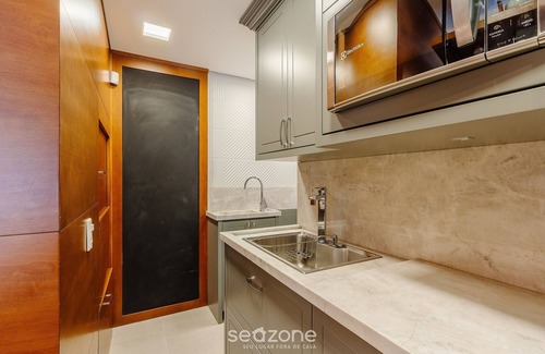 Canela Apartamento | Beautiful 2 Bedroom Apartment in Canela Dal207