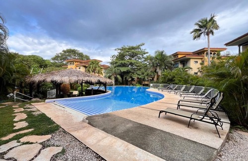 Villarreal Apartamento | Hermoso condominio de 2 habitaciones y 2 baños cerca de Tamarindo