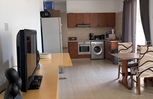 Kissonerga Apartamento | Beautiful 2 Bedrooms Apartment