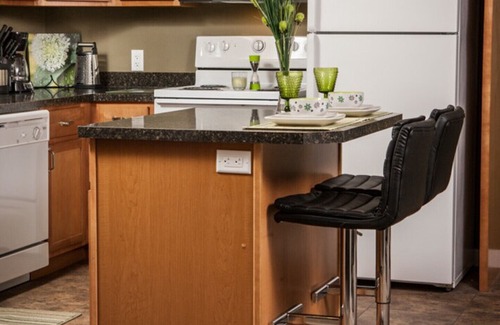 Regina Condominio | Beautiful 2 Bedroom Suite - Excellent East Regina Location - Unit 11