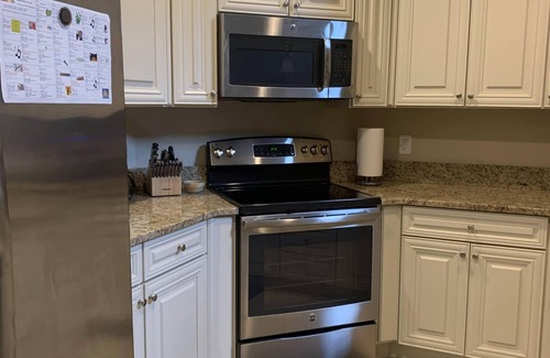 Biggar Casa | Beautiful 2- bedroom Townhome in Resort Like Community