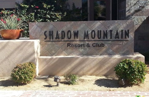 Palm Desert Condominio | Hermoso condominio de 2 dormitorios y 2 baños en un complejo popular
