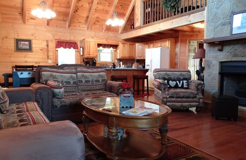Gatlinburg - Pigeon Forge Cabina | Wears Valley, Mountain Veiw, Excelente ubicación, No hay caminos de montaña, Patio grande