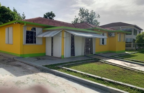 Santa Cruz Casa | Beautiful 2 bedrooms, 1 bathroom sleep 6 people close to the Town of Santa Cruz