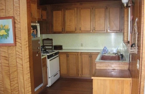 Crescent City Casa | Hermosa casa de 2 pisos en Smith River-privada de playa, Rutas y Más!