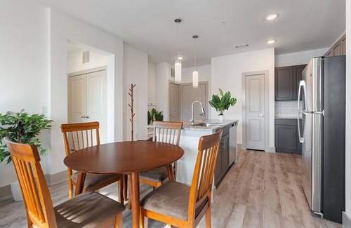Stony Ridge North Apartamento | Beautiful 2BD/2BA Next to Airport 2888