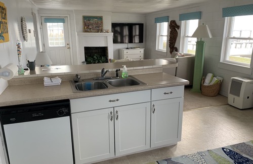 Newport Cabaña | Waterfront Cottage en Bogue Sound. Situado entre Swansboro y Morehead City, NC