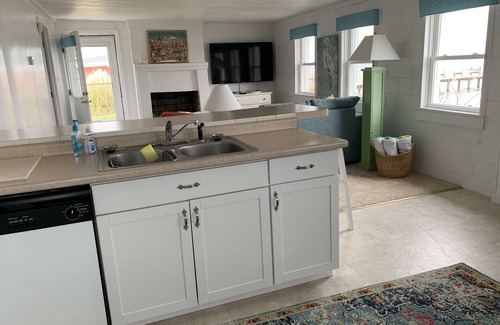 Newport Cabaña | Waterfront Cottage en Bogue Sound. Situado entre Swansboro y Morehead City, NC