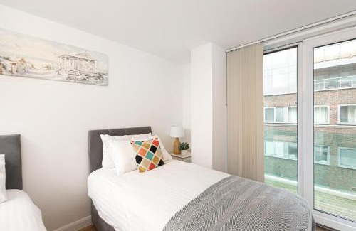 Oakleigh Apartamento | Beautiful 2Bed 2Bath Apartment 4Mins to Train Station with WiFi and Free Parking