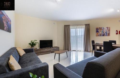 Marsaxlokk Apartamento | Beautiful 2BR APT with beautiful w/tranquil views by 360 Estates