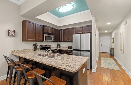 Miramar Beach Condominio | Beautiful 2BR condo, across street from Beach! Pool, Hottub, Balcony, AlerioE202