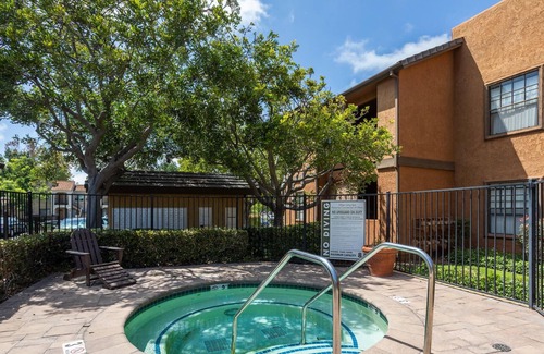 Mira Mesa Apartamento | Beautiful 2BR Condo in San Diego + Pet-Friendly