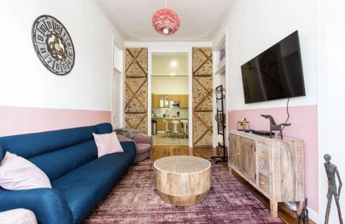 Sao Paulo Apartamento | Beautiful 2BR high ceiling/50m from TimeOut market