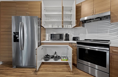 Riverside Apartamento | Beautiful 2BR in Riverside 2675